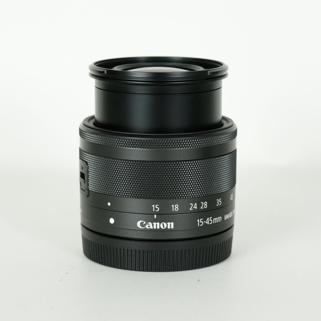 Canon EF-M15-45mm F3.5-6.3 IS STMの出品 | ONE SCENE（ワン