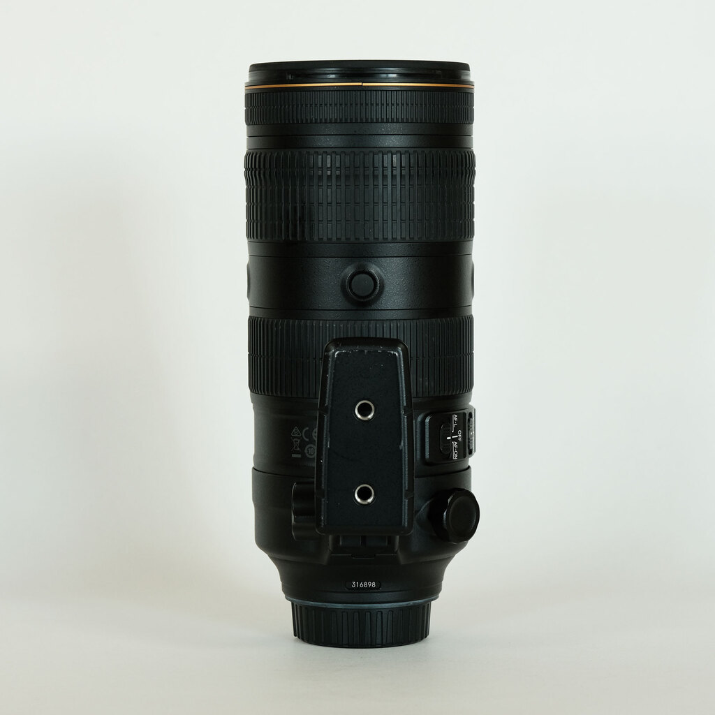 Nikon AF-S NIKKOR 70-200mm f/2.8E FL ED VR Nikon AF-S NIKKOR 70-200mm f/2.8E FL ED VR