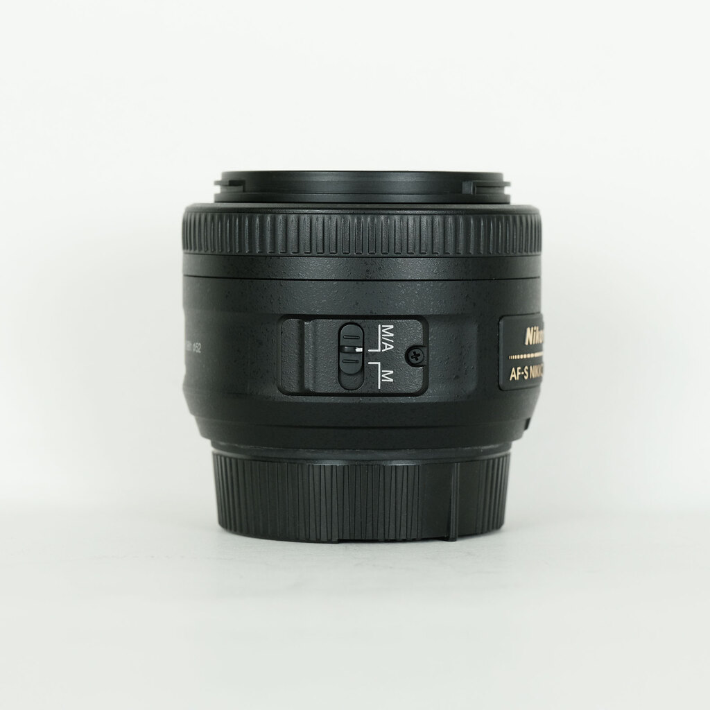 Nikon AF-S DX NIKKOR 35mm f/1.8G