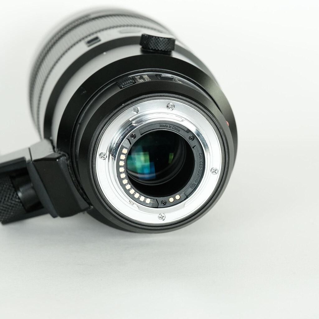 Panasonic LEICA DG ELMARIT 200mm / F2.8 / POWER O.I.S. Panasonic LEICA DG ELMARIT 200mm / F2.8 / POWER O.I.S.