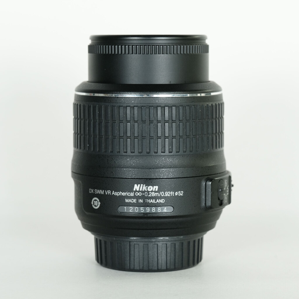 Nikon AF-S DX NIKKOR 18-55mm F3.5-5.6 G VR