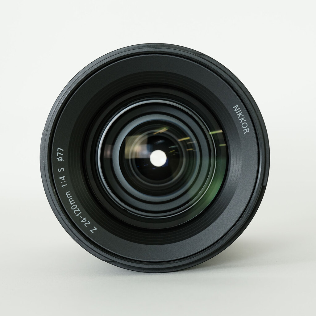 Nikon NIKKOR Z 24-120mm f/4 S Nikon NIKKOR Z 24-120mm f/4 S