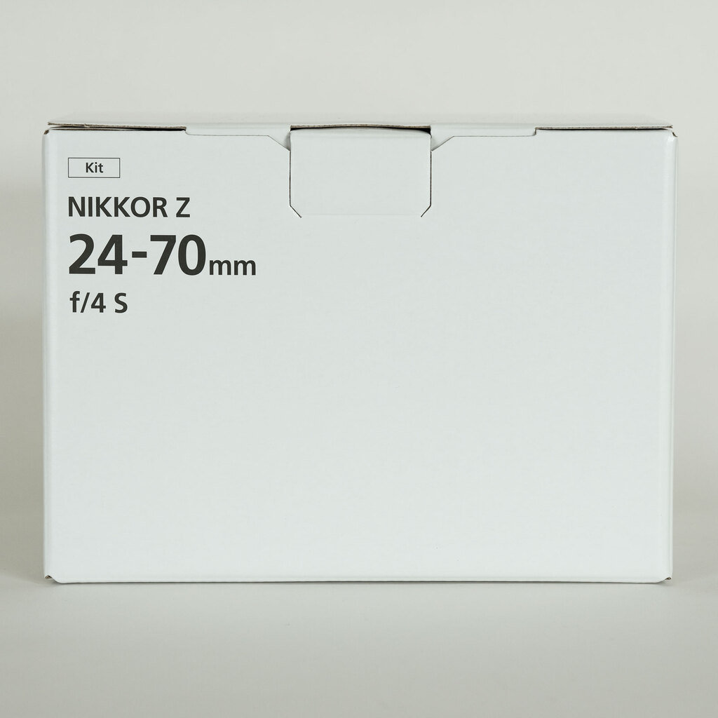 Nikon NIKKOR Z 24-70mm f/4 S Nikon NIKKOR Z 24-70mm f/4 S