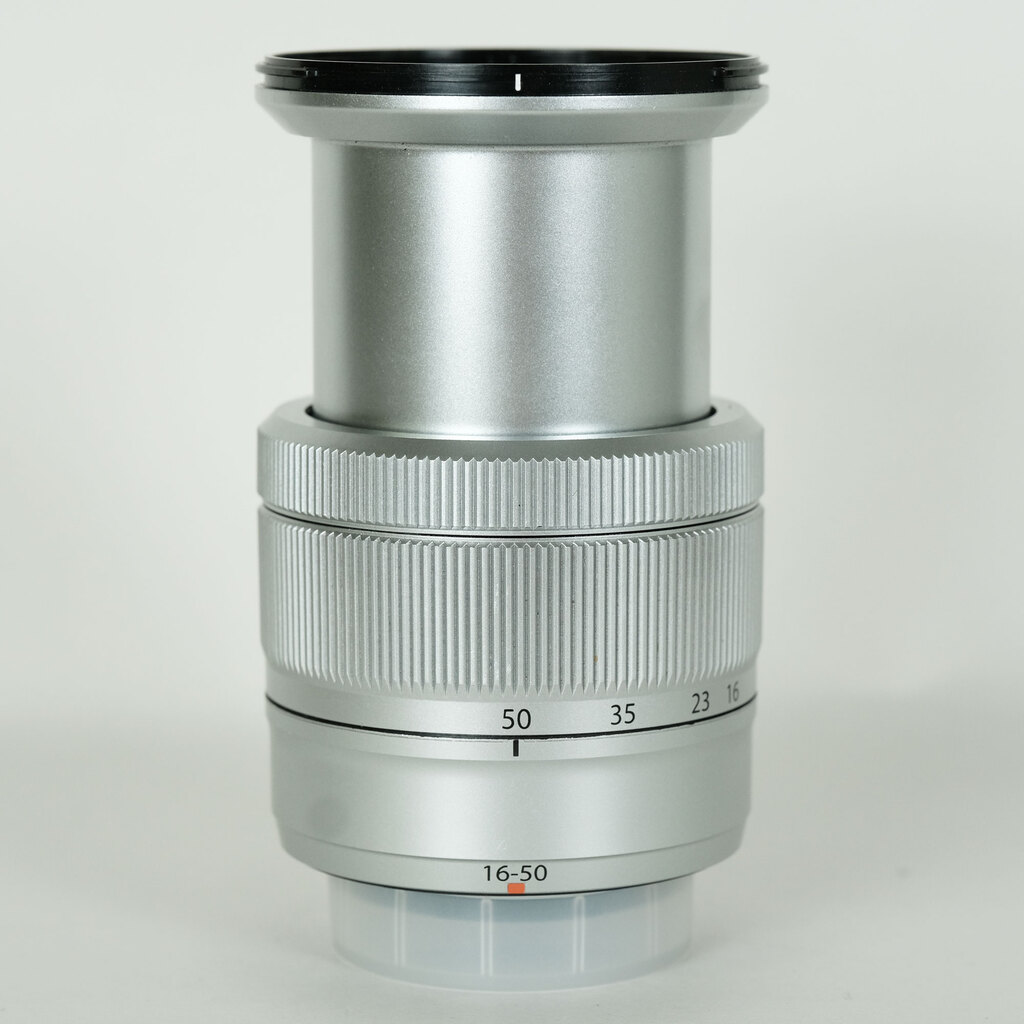 FUJIFILM フジノン XC16-50mm F3.5-5.6 OIS シルバー FUJIFILM フジノン XC16-50mm F3.5-5.6 OIS シルバー