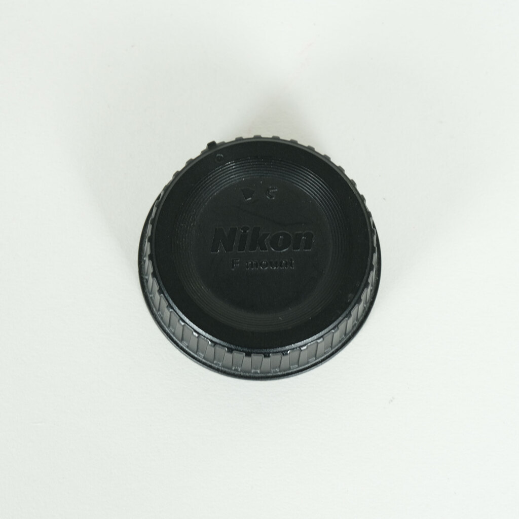 Nikon AF-S DX Micro NIKKOR 40mm f/2.8G Nikon AF-S DX Micro NIKKOR 40mm f/2.8G