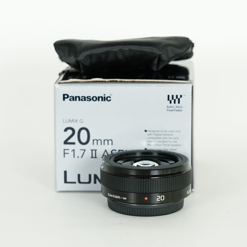 Panasonic LUMIX G 20mm F1.7 II ASPH. Panasonic LUMIX G 20mm F1.7 II ASPH.