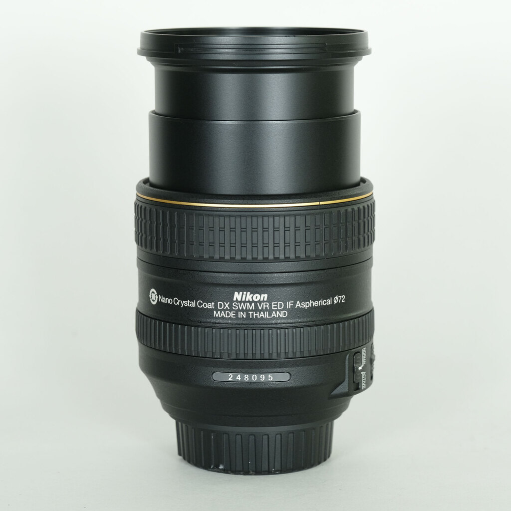 Nikon AF-S DX NIKKOR 16-80mm f/2.8-4E ED VR Nikon AF-S DX NIKKOR 16-80mm f/2.8-4E ED VR