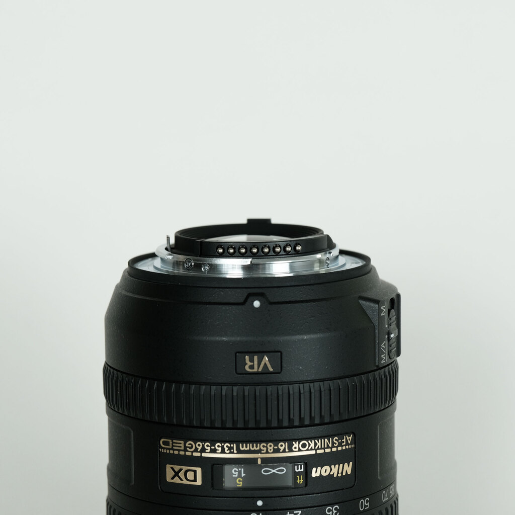 Nikon AF-S DX NIKKOR 16-85mm F3.5-5.6G ED VR
