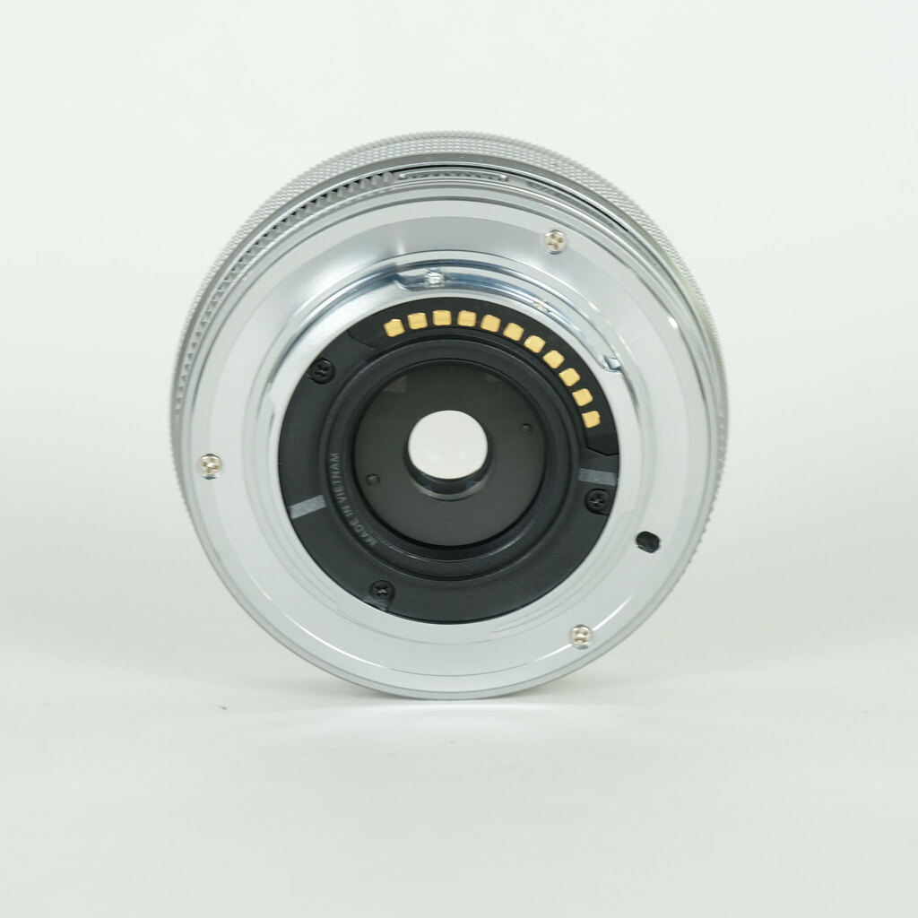 OLYMPUS M.ZUIKO DIGITAL ED 14-42mm F3.5-5.6 EZ シルバー OLYMPUS M.ZUIKO DIGITAL ED 14-42mm F3.5-5.6 EZ シルバー