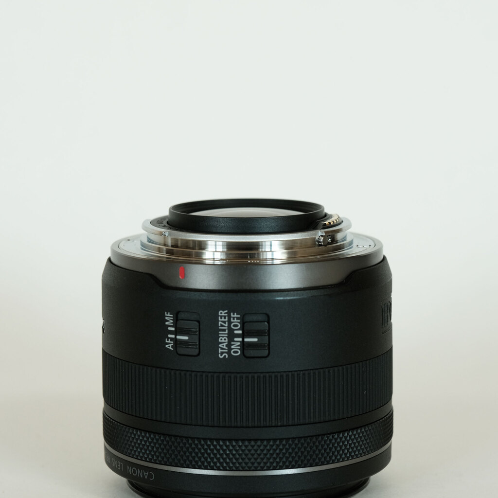 Canon RF35mm F1.8 MACRO IS STM