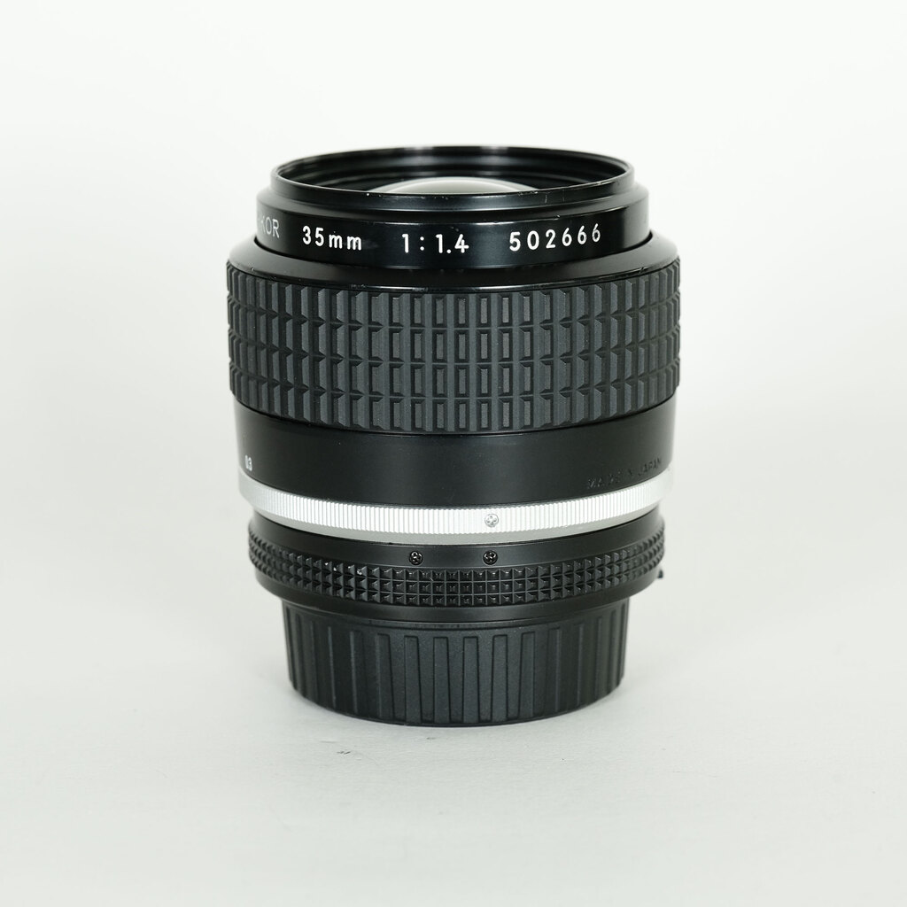 Nikon AI Nikkor 35mm F/1.4S