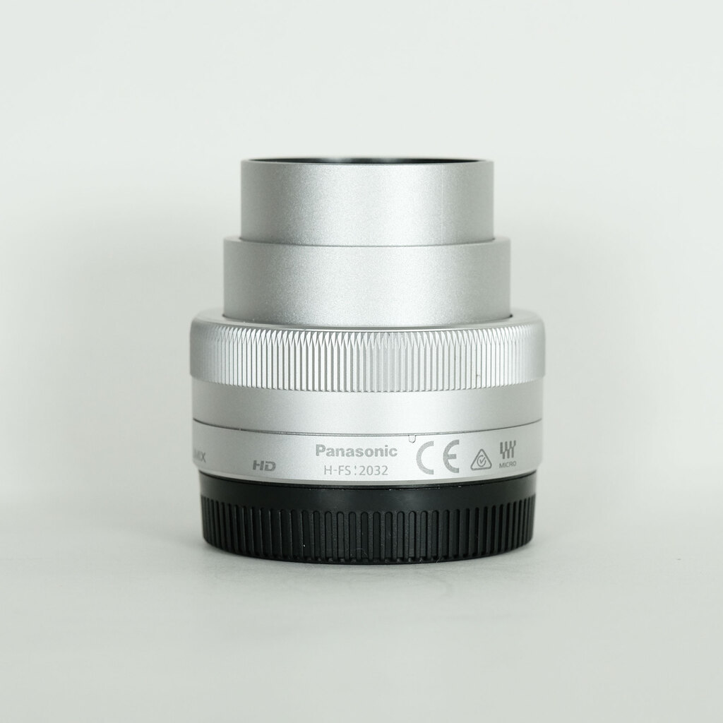 Panasonic LUMIX G VARIO 12-32mm / F3.5-5.6 ASPH. / MEGA O.I.S.の