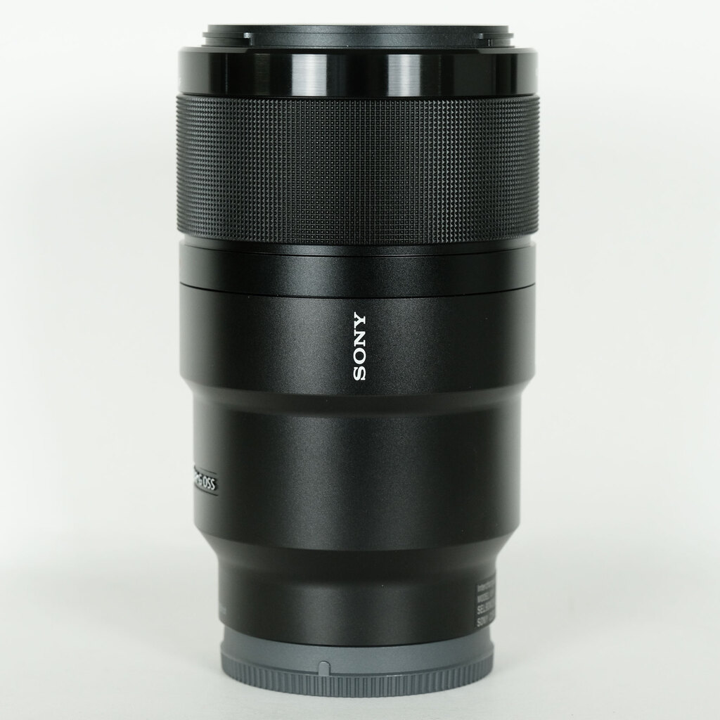 SONY FE 90mm F2.8 Macro G OSS SEL90M28G SONY FE 90mm F2.8 Macro G OSS SEL90M28G