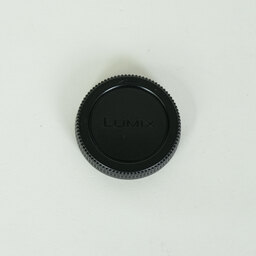 Panasonic LEICA DG NOCTICRON 42.5mm / F1.2 ASPH. / POWER O.I.S.