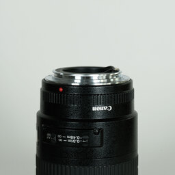 Canon EF100mm F2.8 マクロ USM Canon EF100mm F2.8 マクロ USM