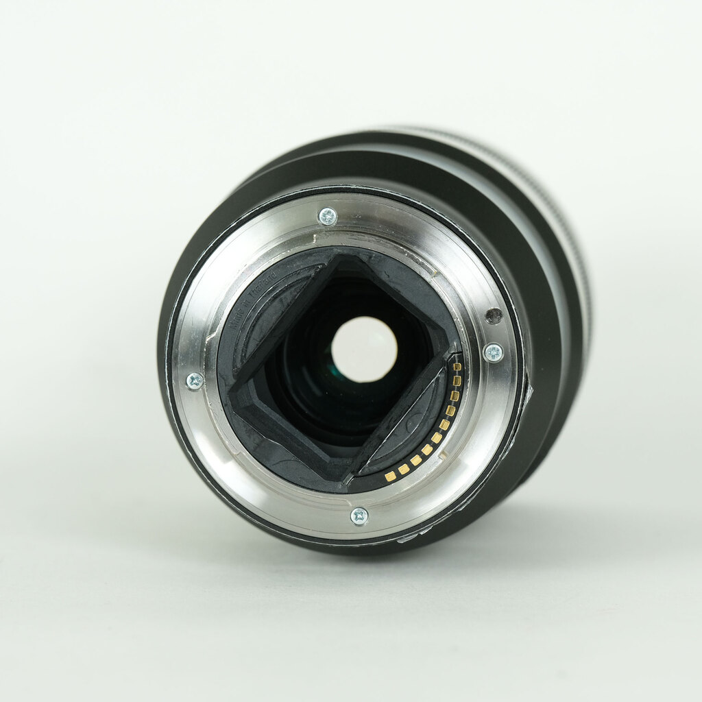 SONY FE 90mm F2.8 Macro G OSS SEL90M28G SONY FE 90mm F2.8 Macro G OSS SEL90M28G