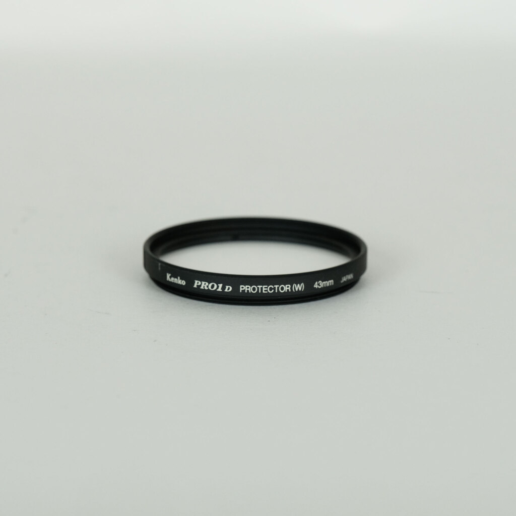 Canon RF50mm F1.8 STM Canon RF50mm F1.8 STM