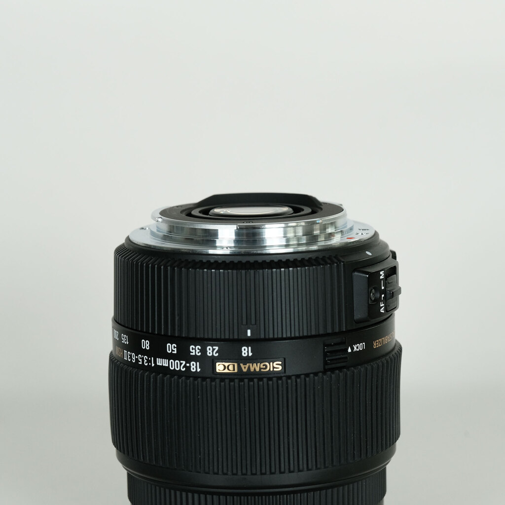 SIGMA 18-200mm F3.5-6.3 II DC OS HSM (キヤノンEF用)
