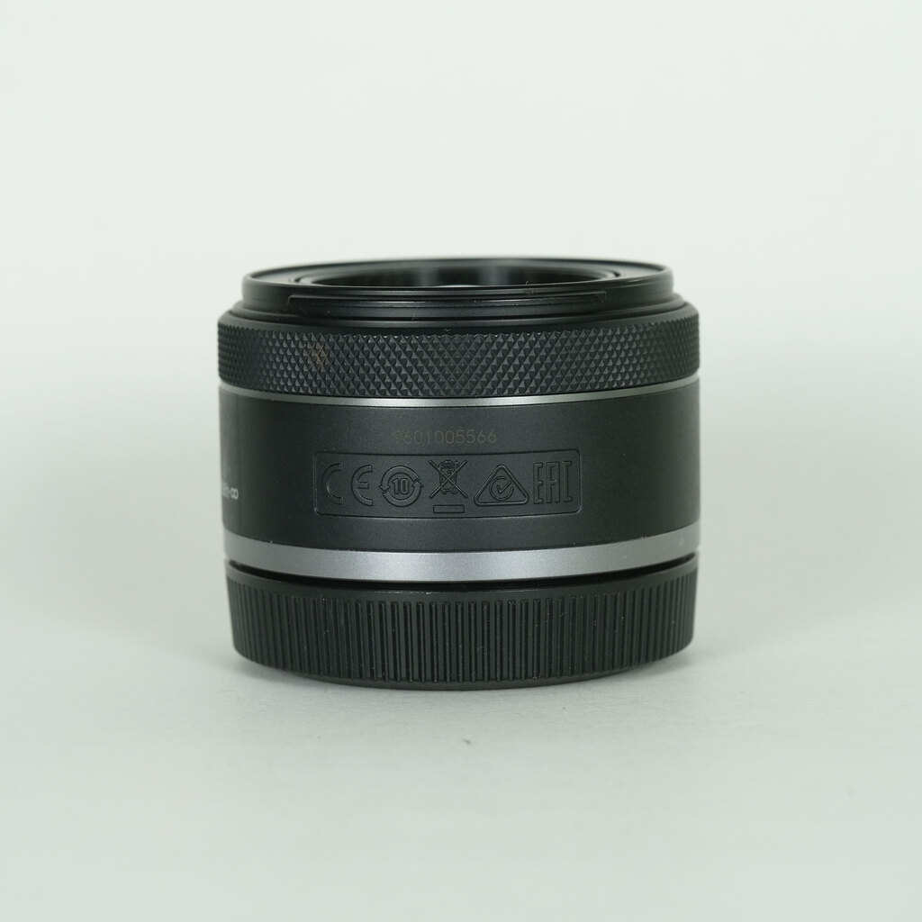 Canon RF50mm F1.8 STM