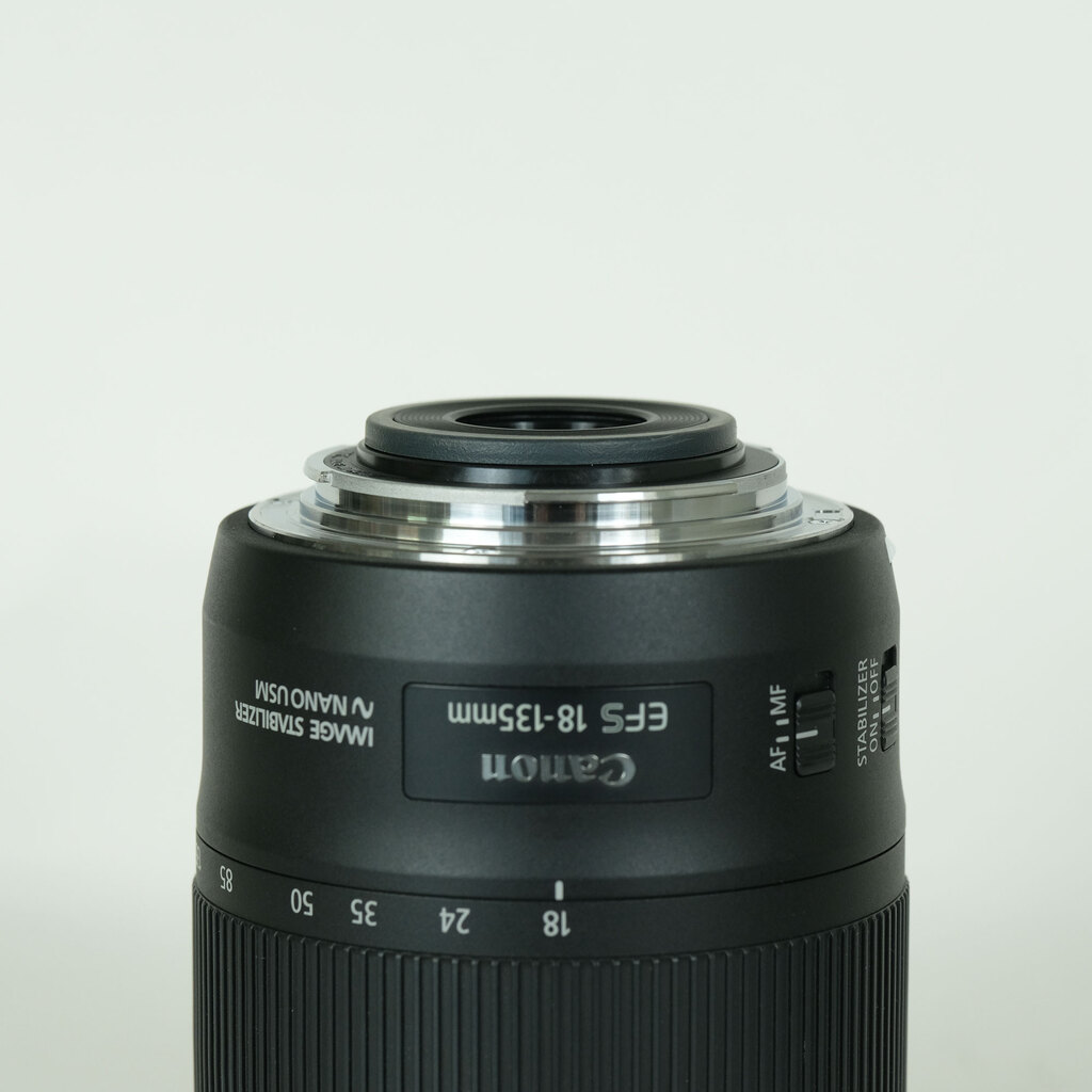 Canon EF-S18-135mm F3.5-5.6 IS USM