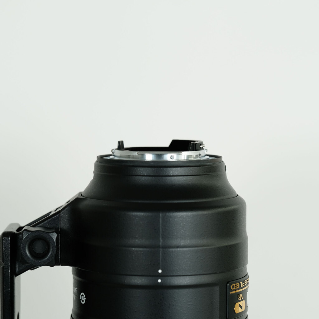 Nikon AF-S NIKKOR 70-200mm f/2.8E FL ED VR Nikon AF-S NIKKOR 70-200mm f/2.8E FL ED VR