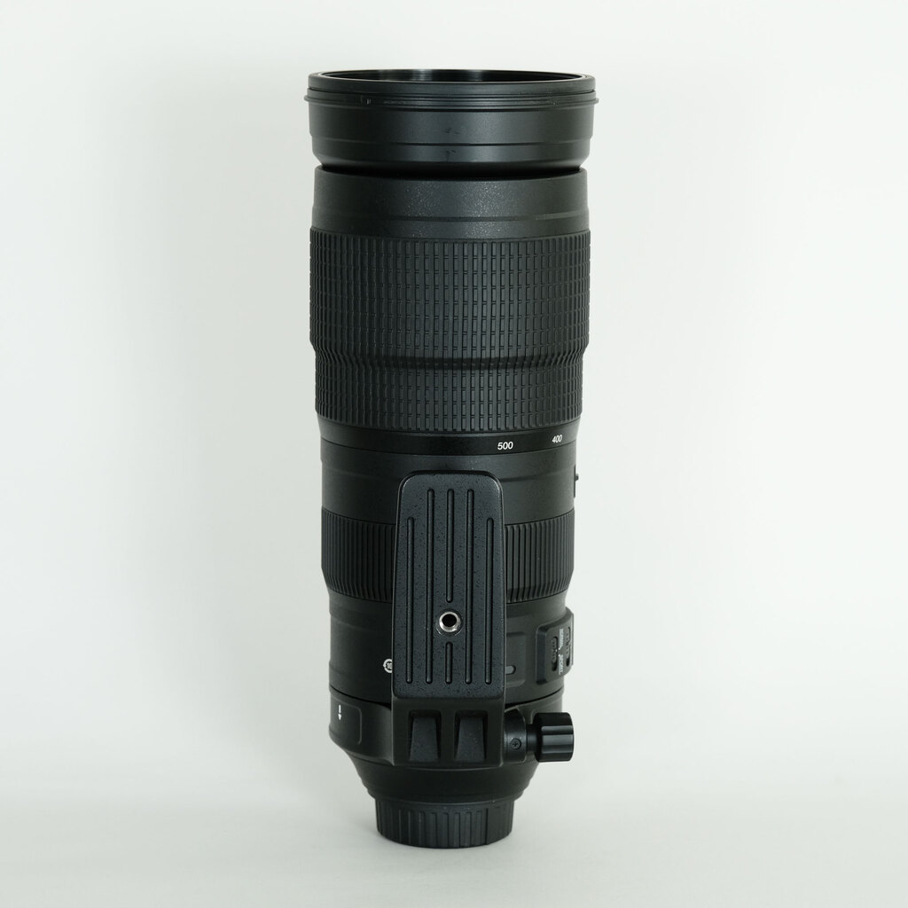 Nikon AF-S NIKKOR 200-500mm f/5.6E ED VR Nikon AF-S NIKKOR 200-500mm f/5.6E ED VR