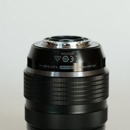 OLYMPUS M.ZUIKO DIGITAL ED 12-40mm F2.8 PRO