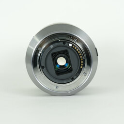 SONY E18-200mm F3.5-6.3 OSS SEL18200