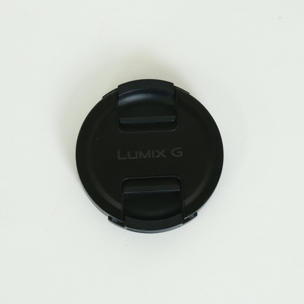 Panasonic LEICA DG VARIO-ELMARIT 12-60mm / F2.8-4.0 ASPH. / POWER O.I.S. Panasonic LEICA DG VARIO-ELMARIT 12-60mm / F2.8-4.0 ASPH. / POWER O.I.S.