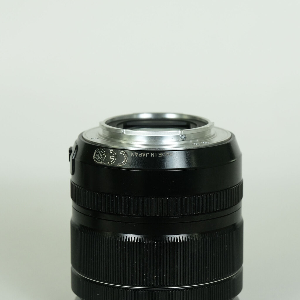 FUJIFILM XF18-55mmF2.8-4 R LM OIS FUJIFILM XF18-55mmF2.8-4 R LM OIS