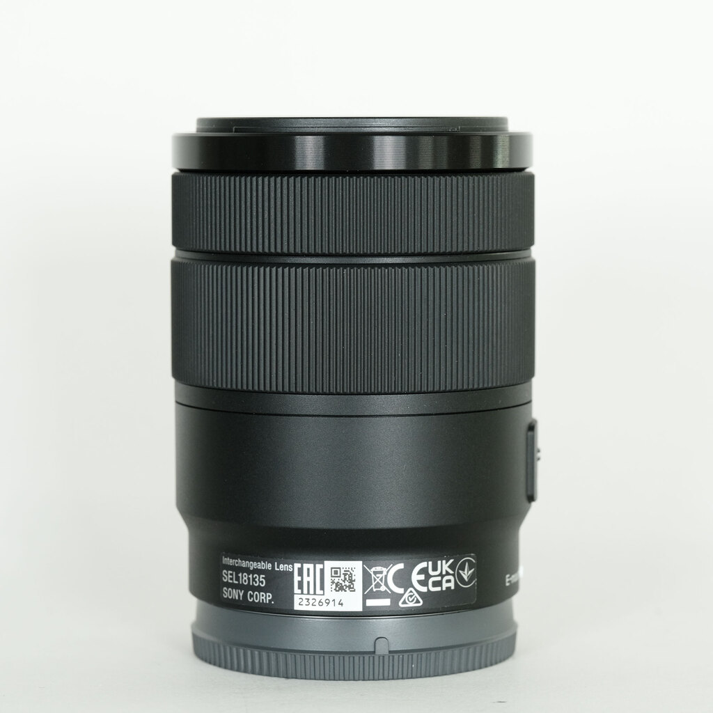 SONY E 18-135mm F3.5-5.6 OSS SEL18135