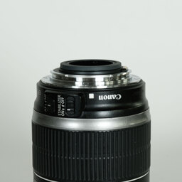 Canon EF-S18-200mm F3.5-5.6 IS