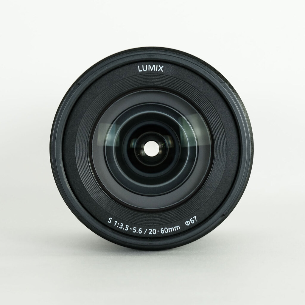 Panasonic LUMIX S 20-60mm F3.5-5.6 Panasonic LUMIX S 20-60mm F3.5-5.6