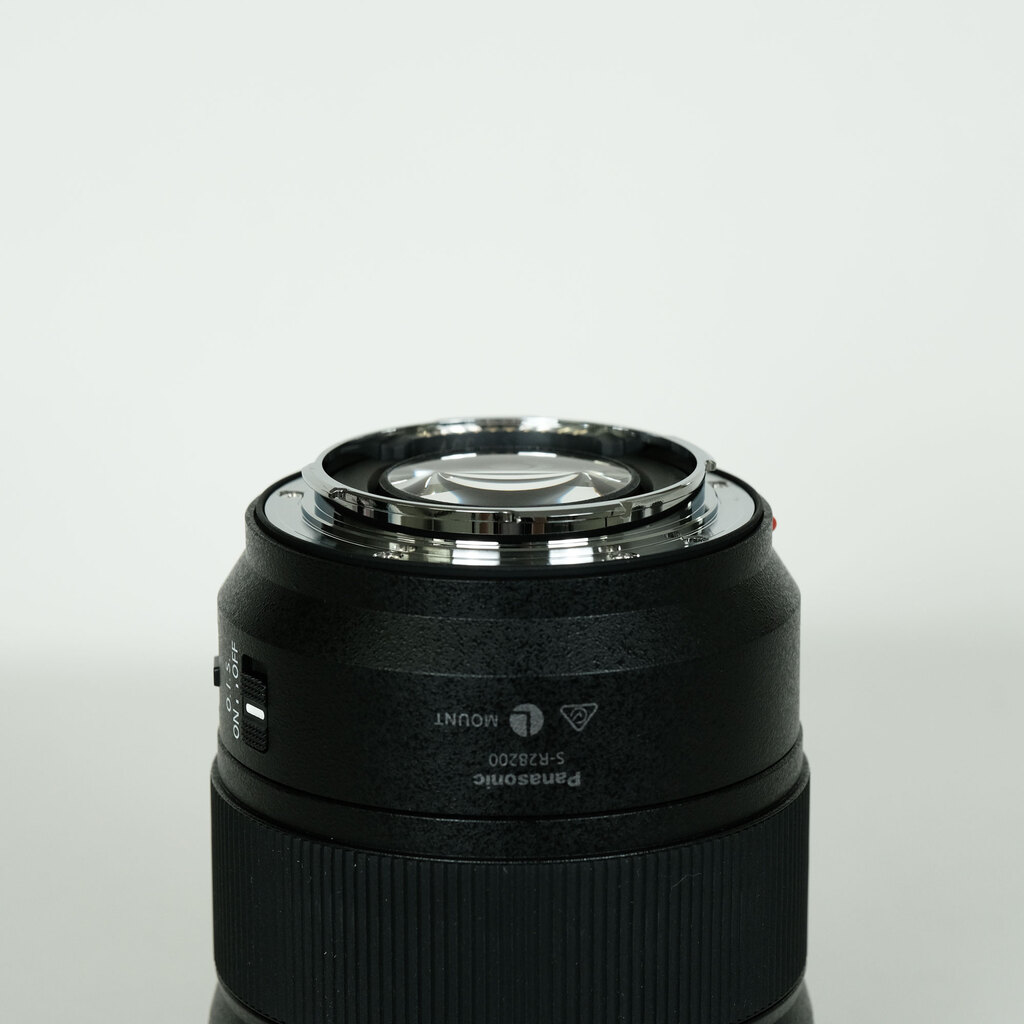 Panasonic LUMIX S 28-200mm F4-7.1 MACRO O.I.S. Panasonic LUMIX S 28-200mm F4-7.1 MACRO O.I.S.