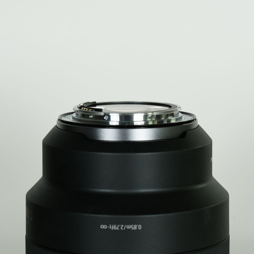 Canon RF85mm F1.2 L USM 美品｜純正フード・フィルター付き Canon RF85mm F1.2 L USM 美品｜純正フード・フィルター付き