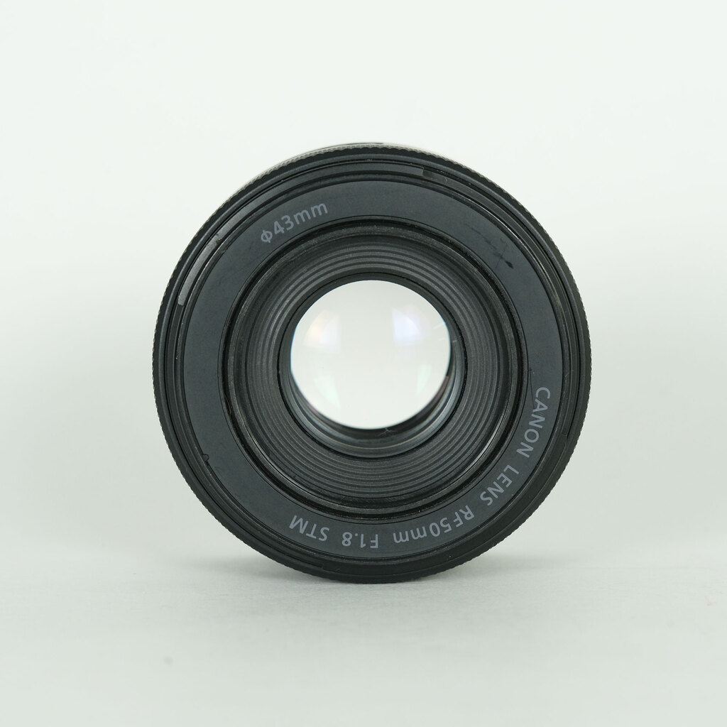Canon RF50mm F1.8 STM