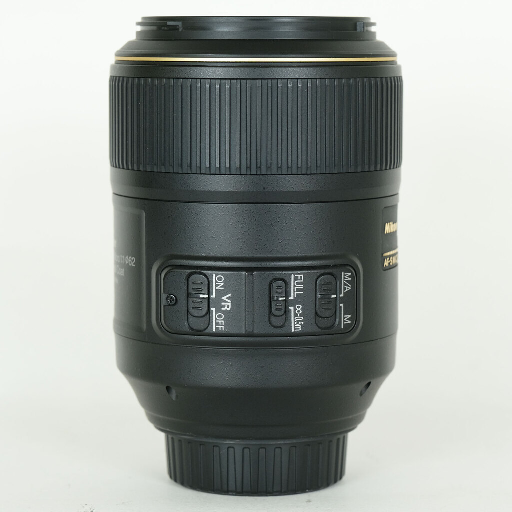 Nikon AF-S VR Micro-Nikkor 105mm f/2.8G IF-ED
