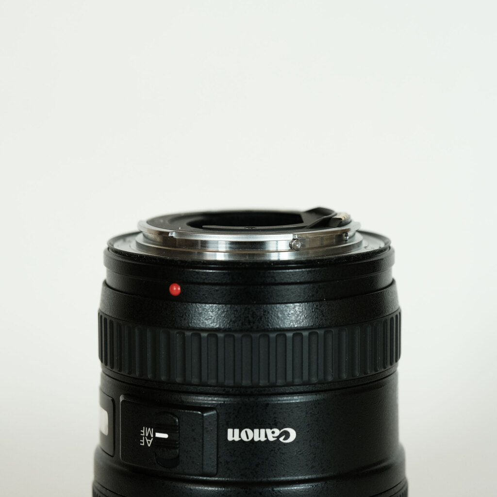 Canon EF17-40mm F4L USMの出品 | ONE SCENE（ワンシーン）