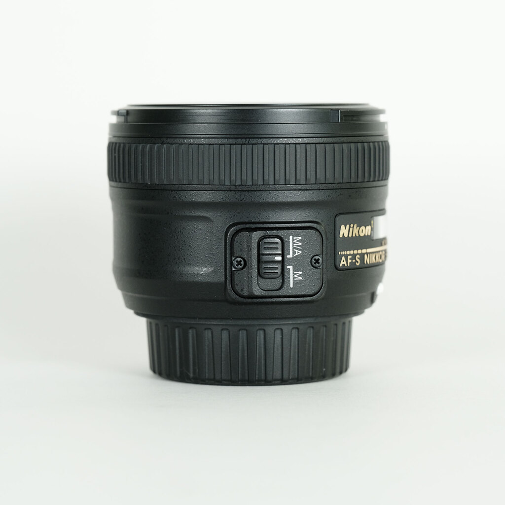 Nikon AF-S NIKKOR 50mm f/1.8G Nikon AF-S NIKKOR 50mm f/1.8G