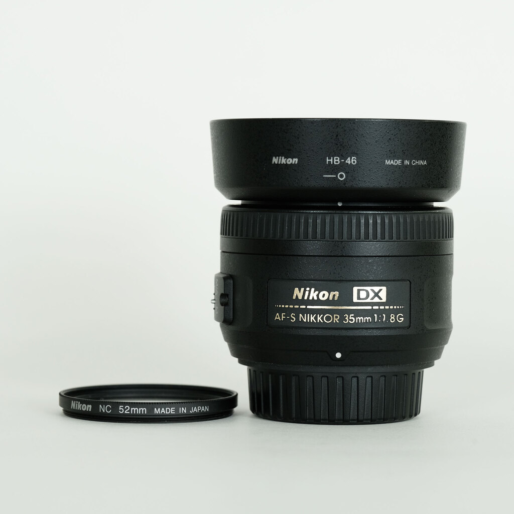 Nikon ニコン AF-S DX NIKKOR 35mm f/1.8G レンズ Amazon.com : Nikon AF-S DX NIKKOR 35mm f/1.8G Lens with Auto