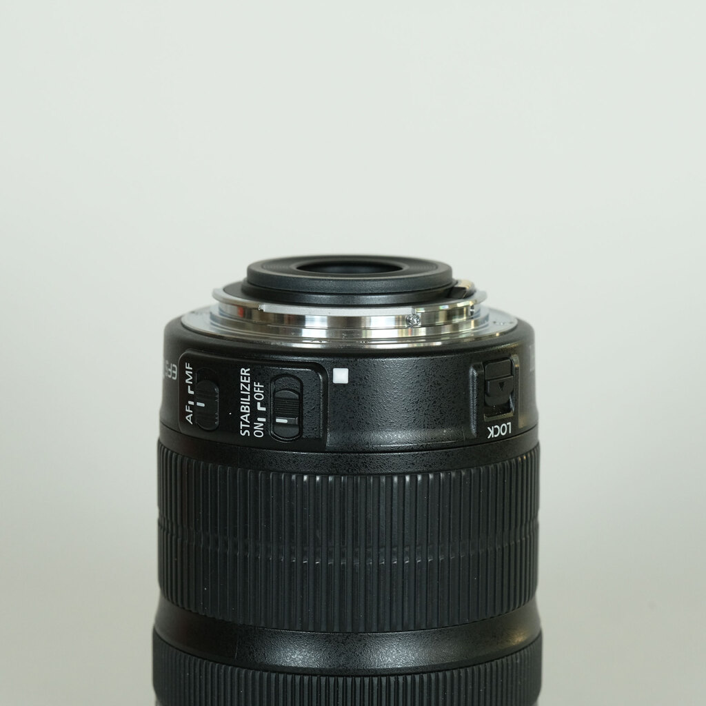 Canon EF-S18-135mm F3.5-5.6 IS STM Canon EF-S18-135mm F3.5-5.6 IS STM