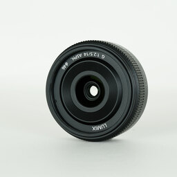 Panasonic LUMIX G 14mm F2.5 II ASPH.  Panasonic LUMIX G 14mm F2.5 II ASPH.