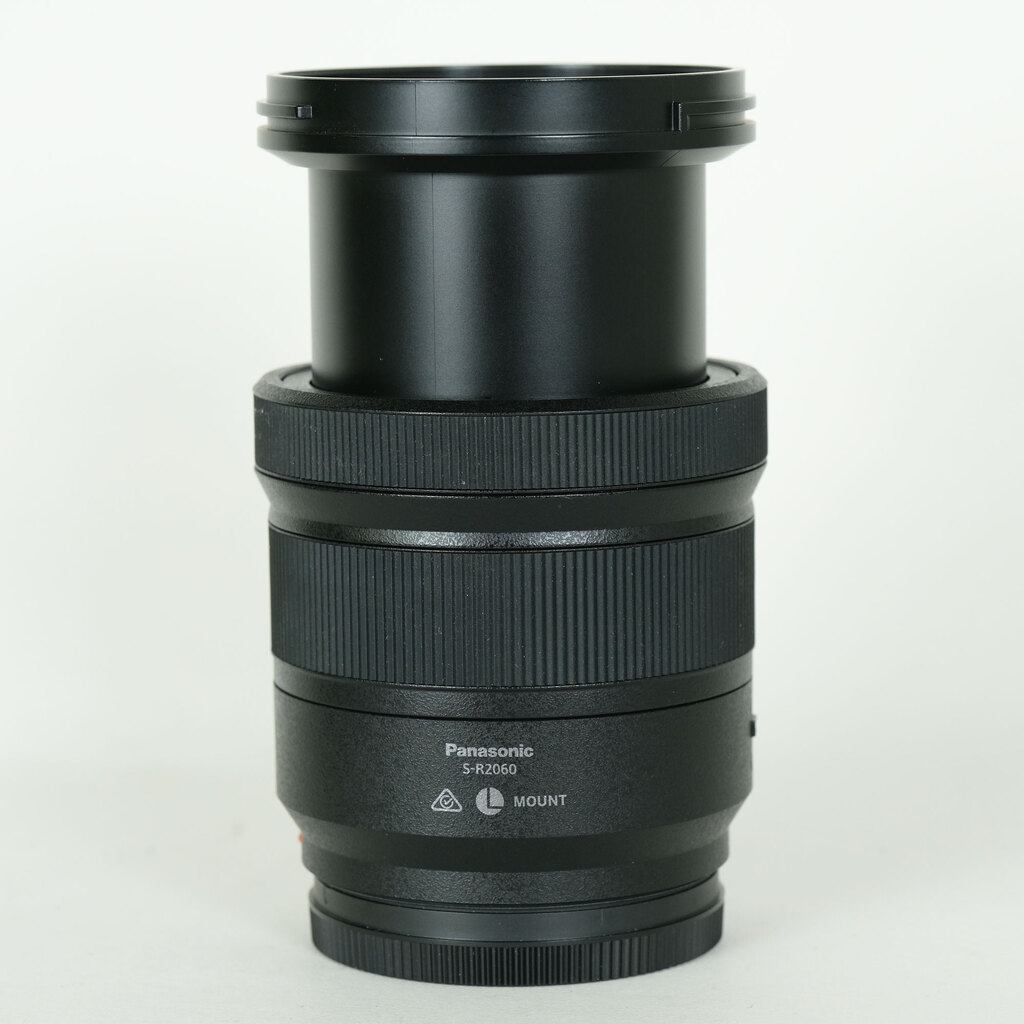 Panasonic LUMIX S 20-60mm F3.5-5.6 Panasonic LUMIX S 20-60mm F3.5-5.6