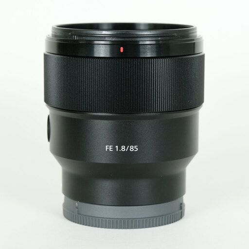 SONY FE 85mm F1.8 SEL85F18を徹底解説。作例からレビューまで | ONE