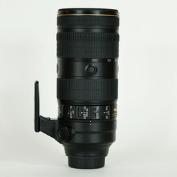 Nikon AF-S NIKKOR 70-200mm f/2.8E FL ED VR Nikon AF-S NIKKOR 70-200mm f/2.8E FL ED VR