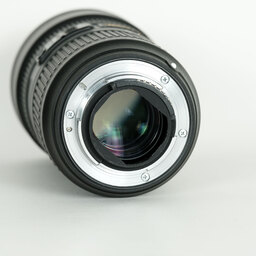 Nikon AF-S NIKKOR 24-70mm f/2.8E ED VR Nikon AF-S NIKKOR 24-70mm f/2.8E ED VR