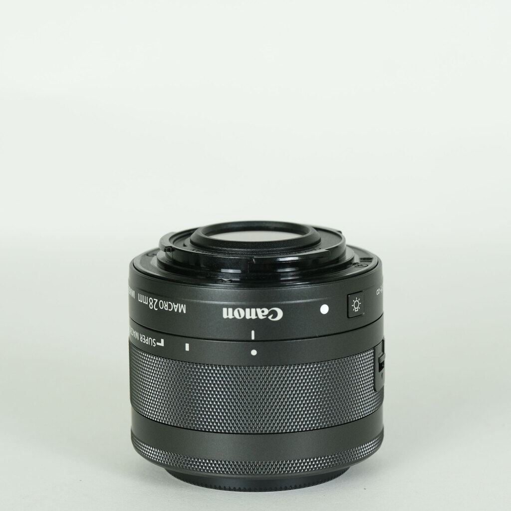 Canon EF-M28mm F3.5 マクロ IS STM Canon EF-M28mm F3.5 マクロ IS STM