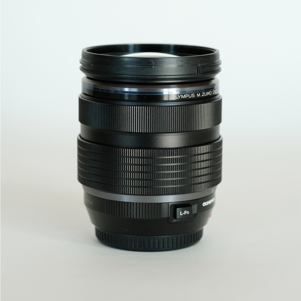 OLYMPUS M.ZUIKO DIGITAL ED 12-40mm F2.8 PRO