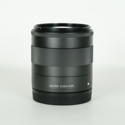 Canon EF-M18-55mm F3.5-5.6 IS STM