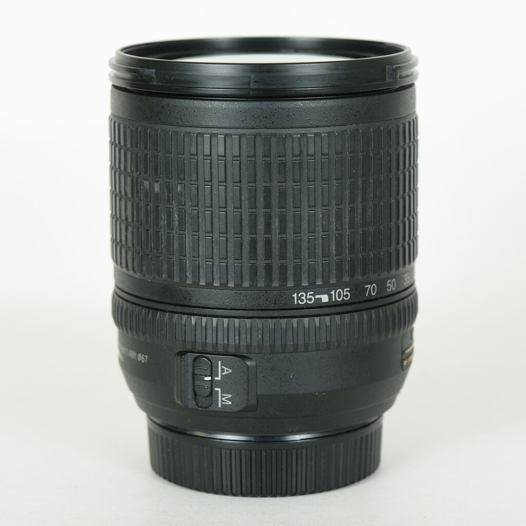 Nikon AF-S DX ED 18-135mm F3.5-5.6 G(IF) Nikon AF-S DX ED 18-135mm F3.5-5.6 G(IF)